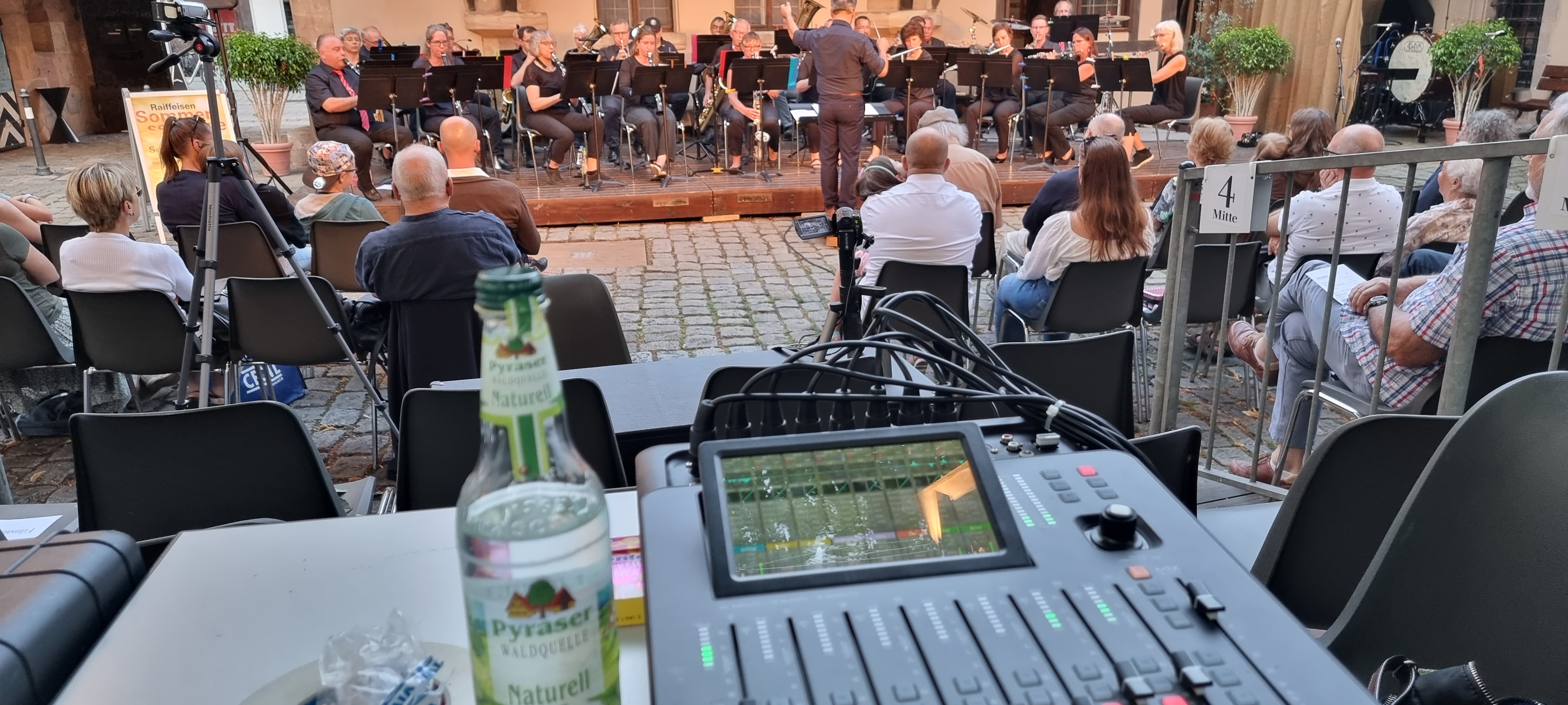FOH-Mischpult beim Konzert des Stadtorchesters Roth